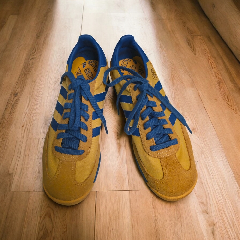Adidas Women's Vibrant Yellow and Blue Sneakers